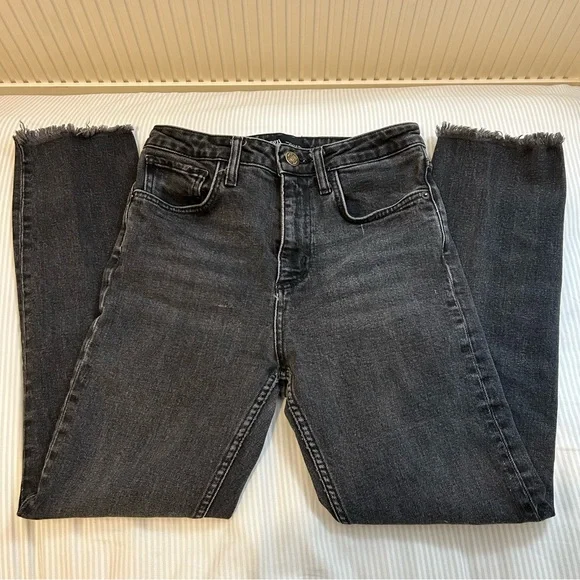 Zara Black Denim Jeans - Picture 1 of 5